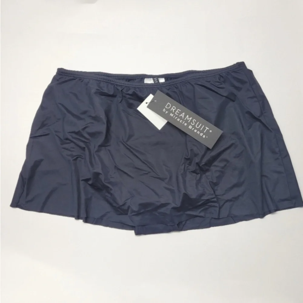 NWT Slimming Control Solid Swim Bikini Skirt Dreamsuit by Miracle Brands. BLK - Picture 2 of 8
